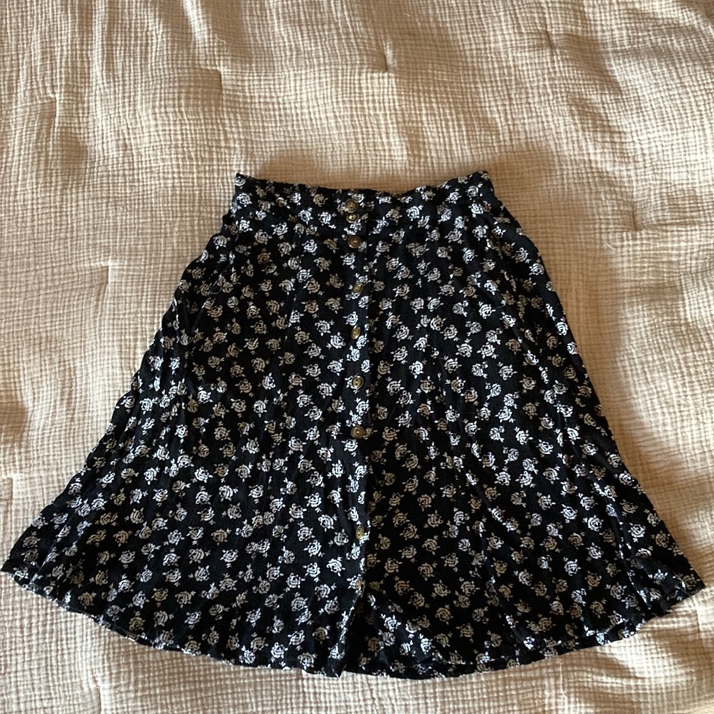 Field Day Bae Skirt in black rose crepe